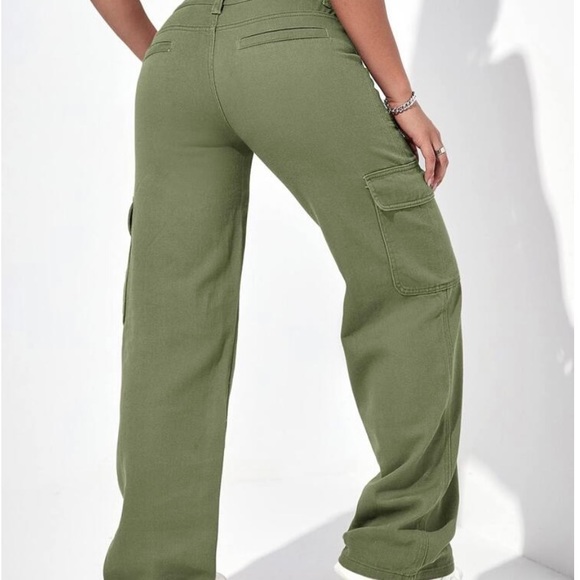 Cargo Jeans - Picture 4 of 4